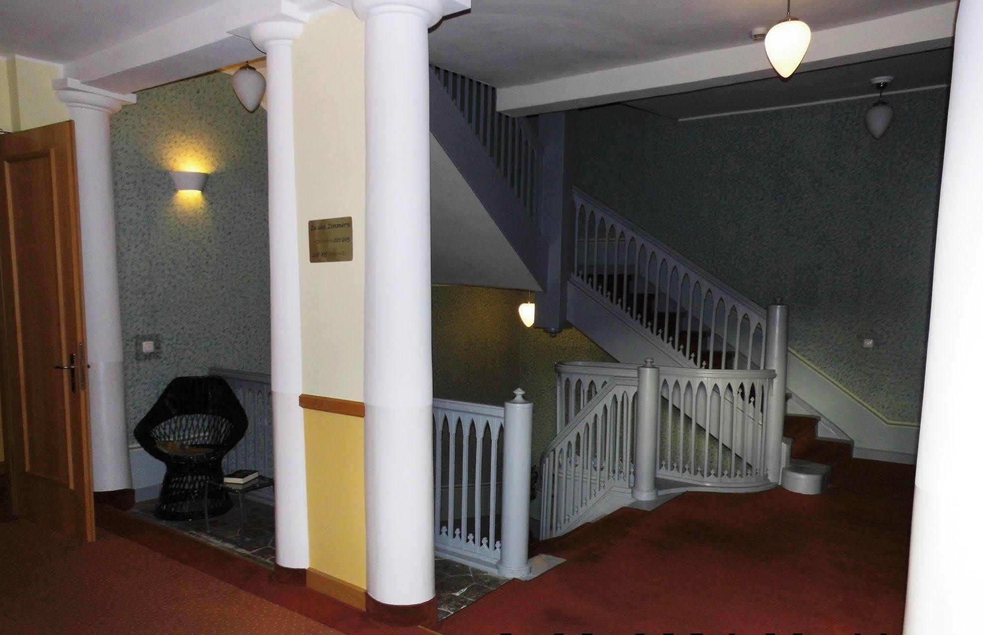 Hotel Erbenhof Веймар Екстер'єр фото